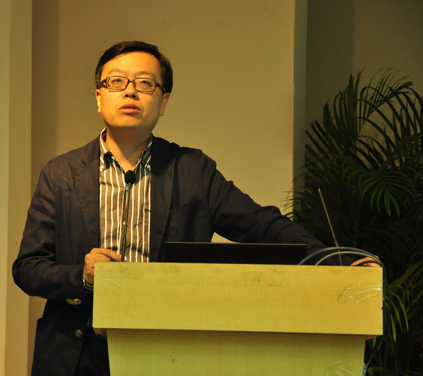 2013.10.11鄉(xiāng)村“七”望論壇，盧強(qiáng)：無界之鄉(xiāng)